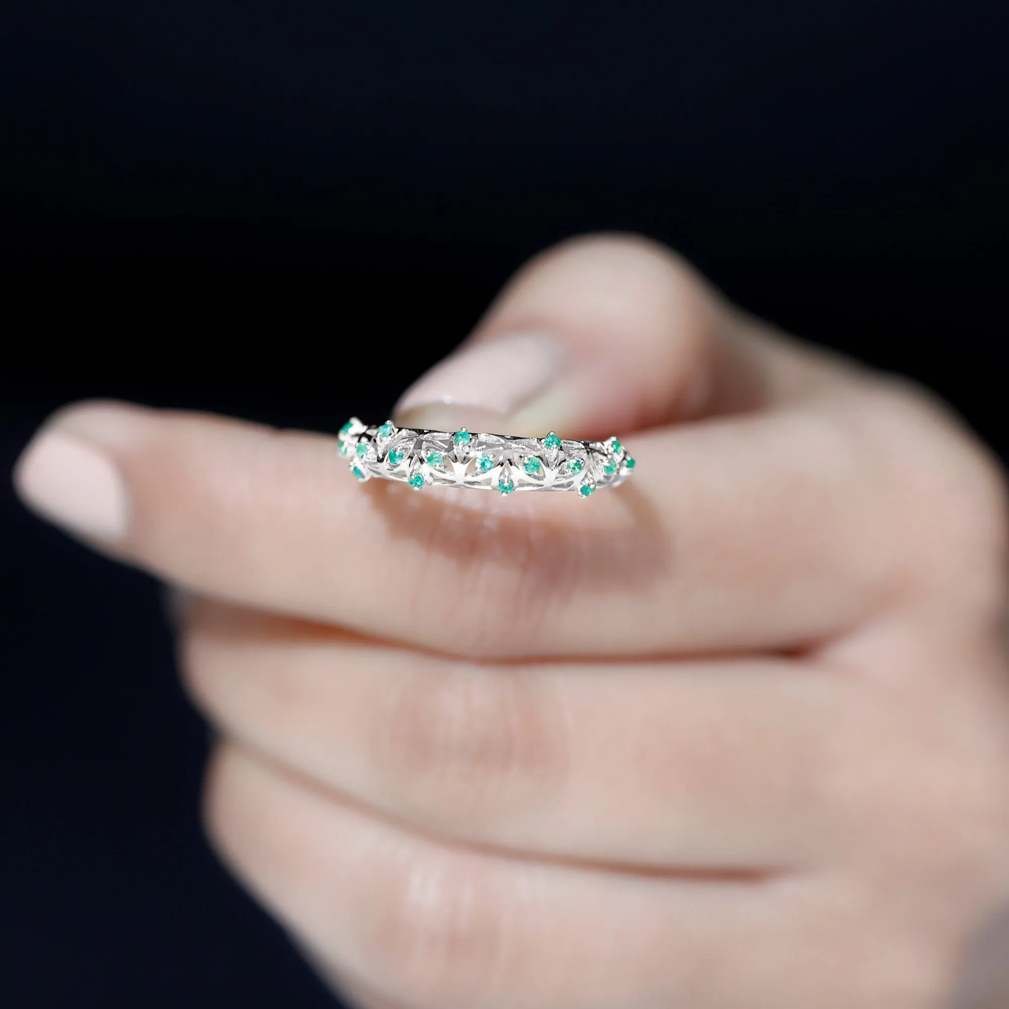 1/2 CT Emerald Filigree Band Ring in Prong Setting