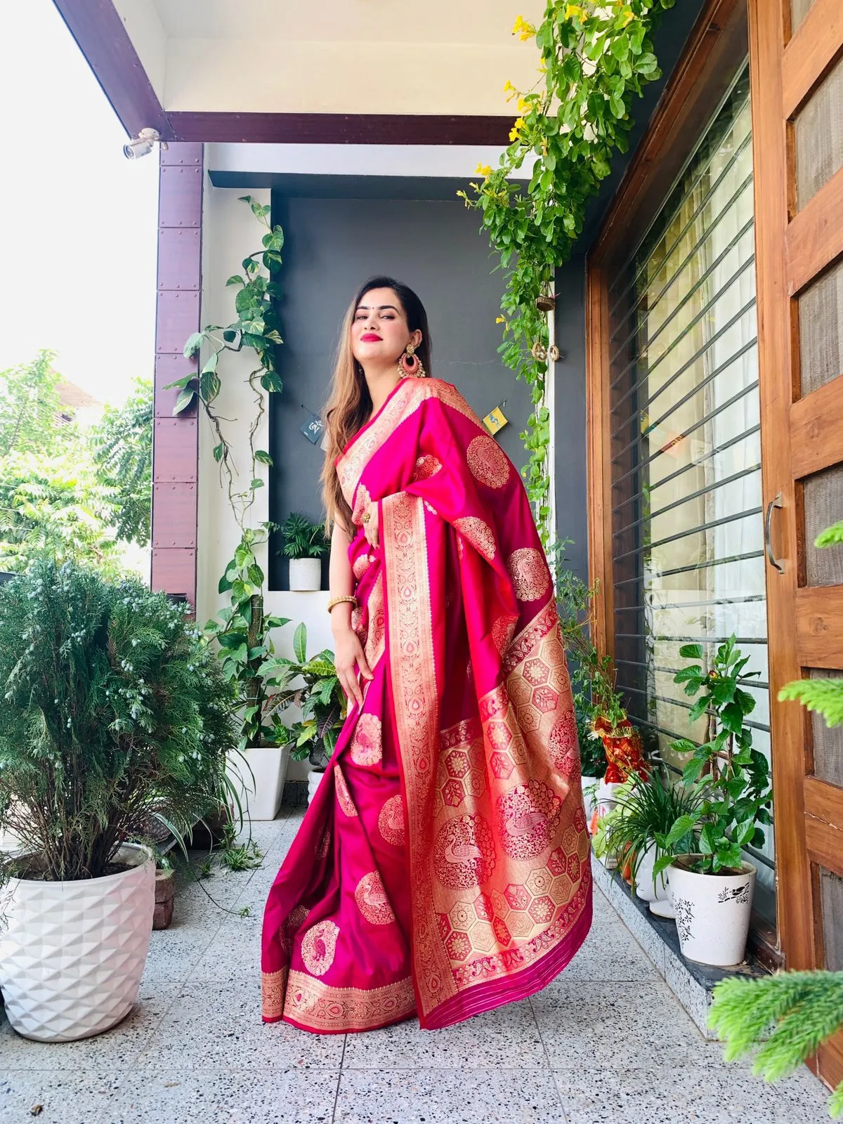 BEAUTIFUL RICH PALLU & ZARI SAREE