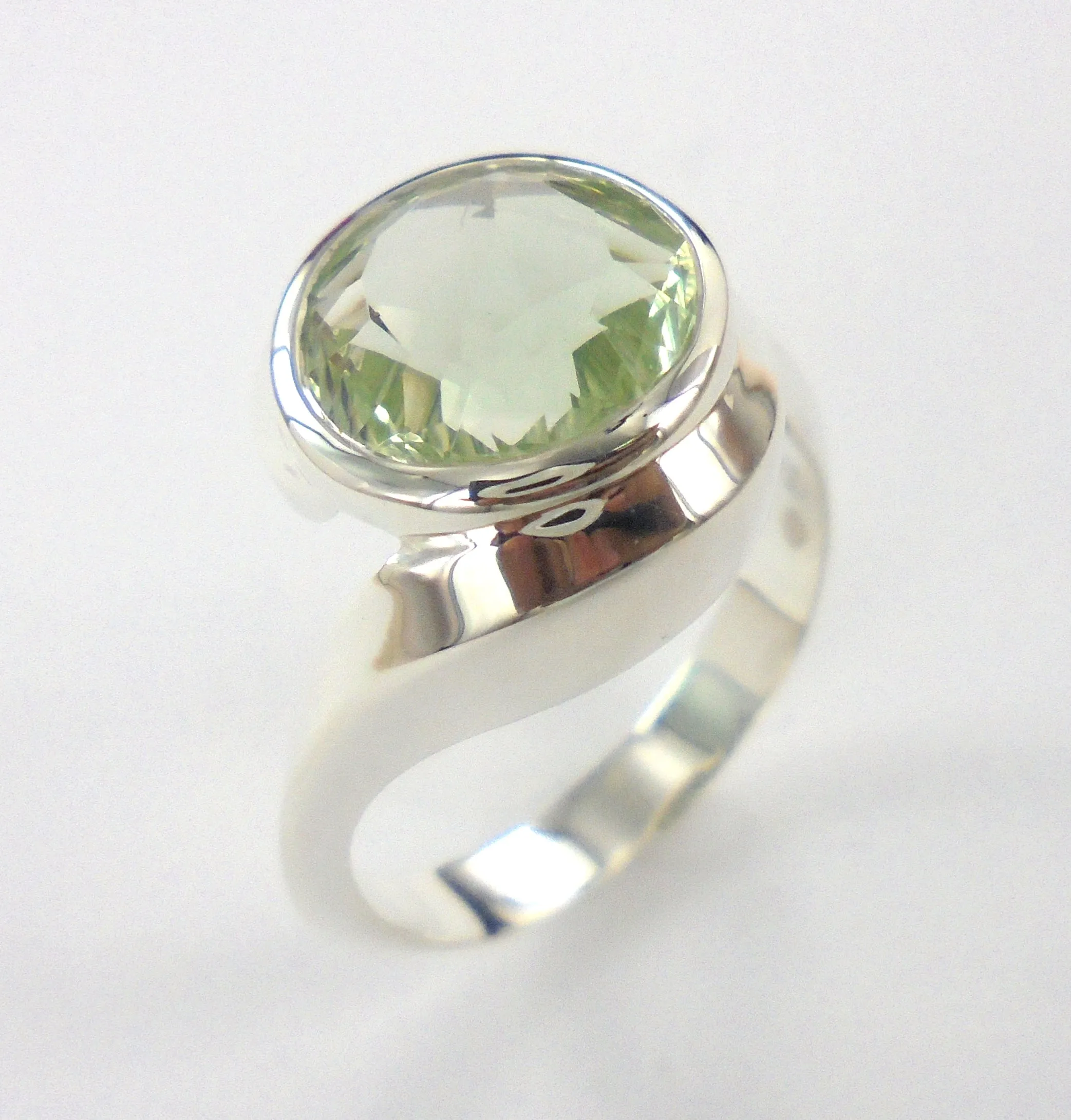 Embrace Ring Ai146R