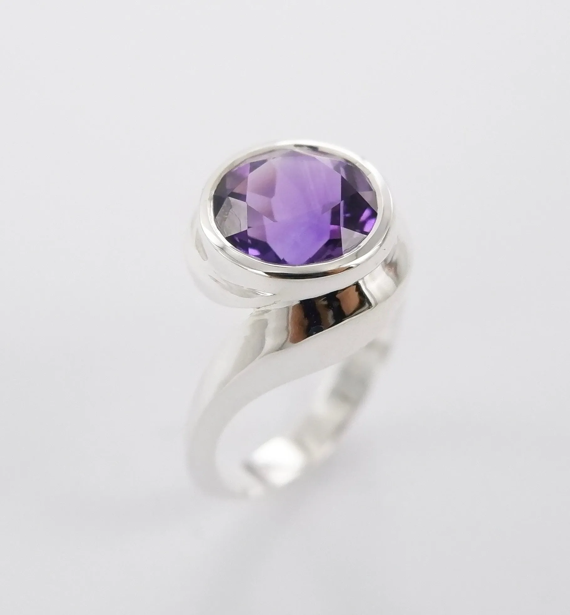 Embrace Ring Ai146R