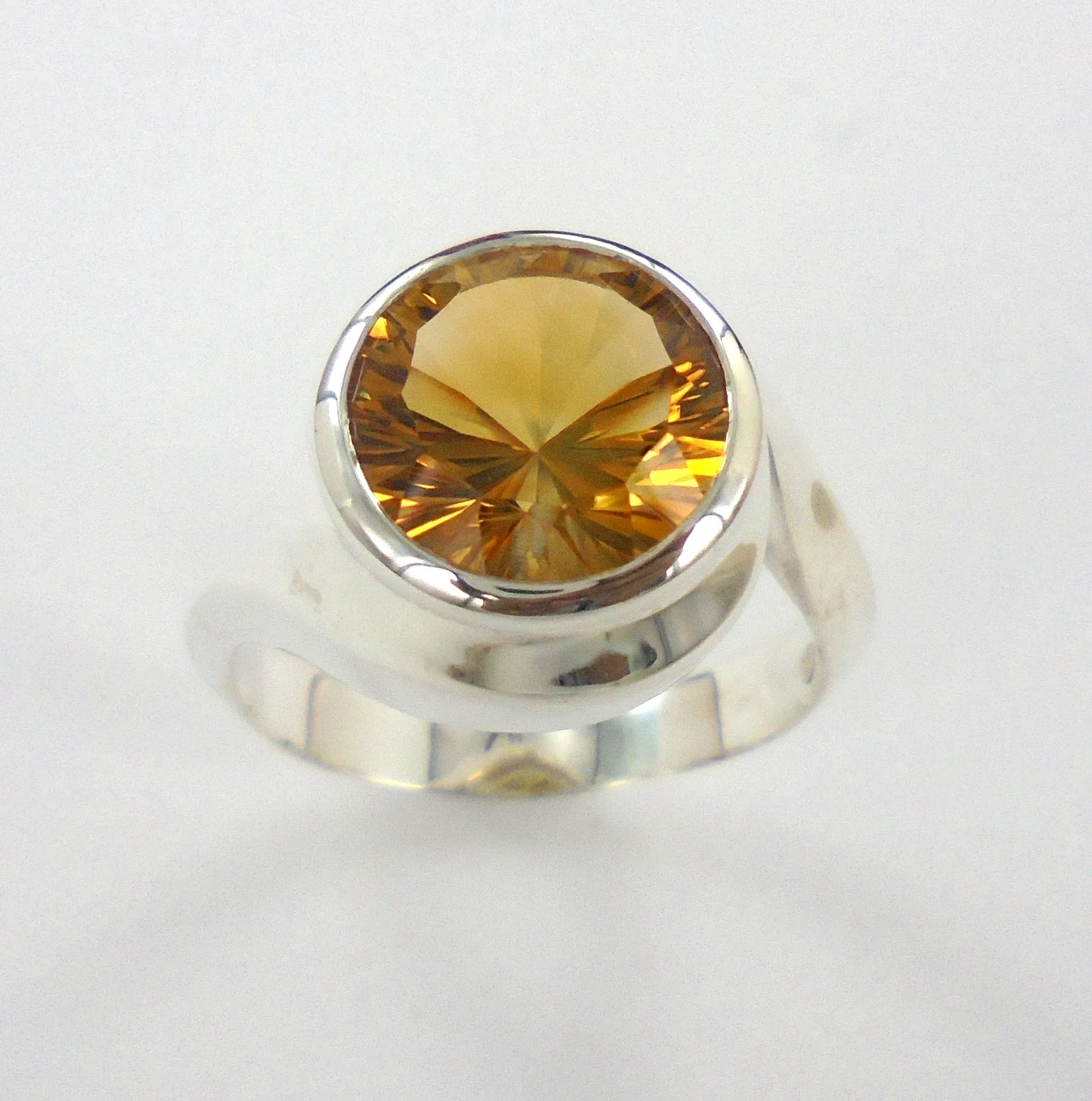 Embrace Ring Ai146R