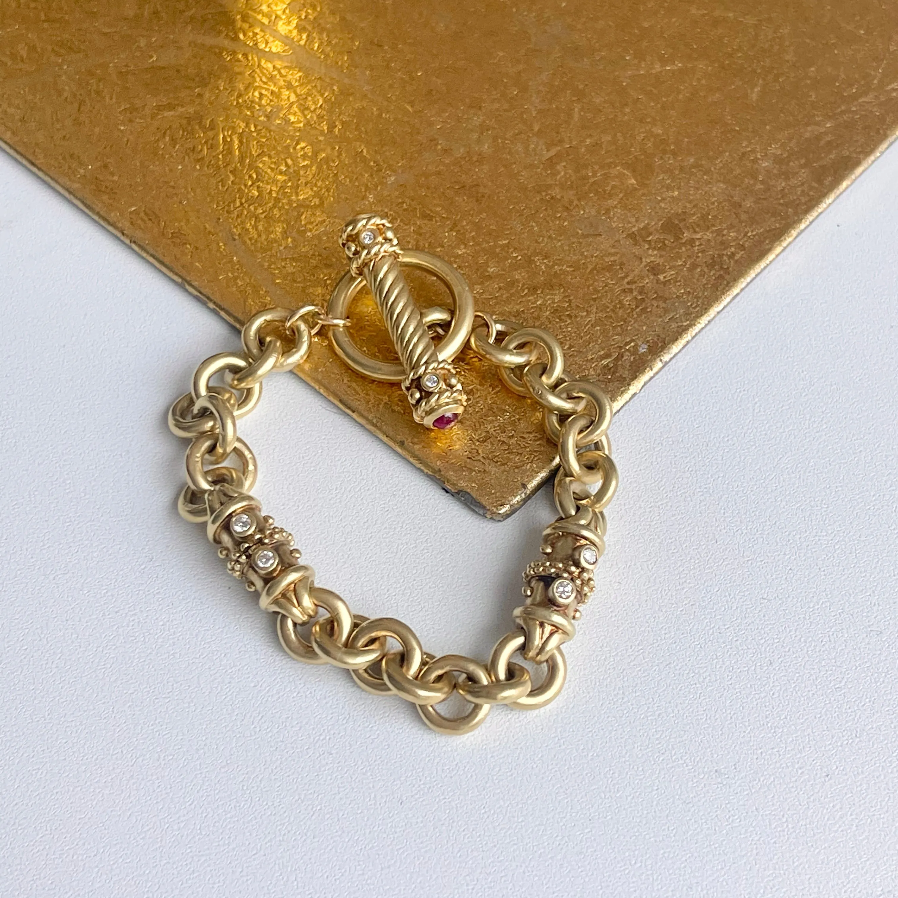 Estate 14KT Yellow Gold Byzantine Rolo Diamond   Ruby Toggle Bracelet