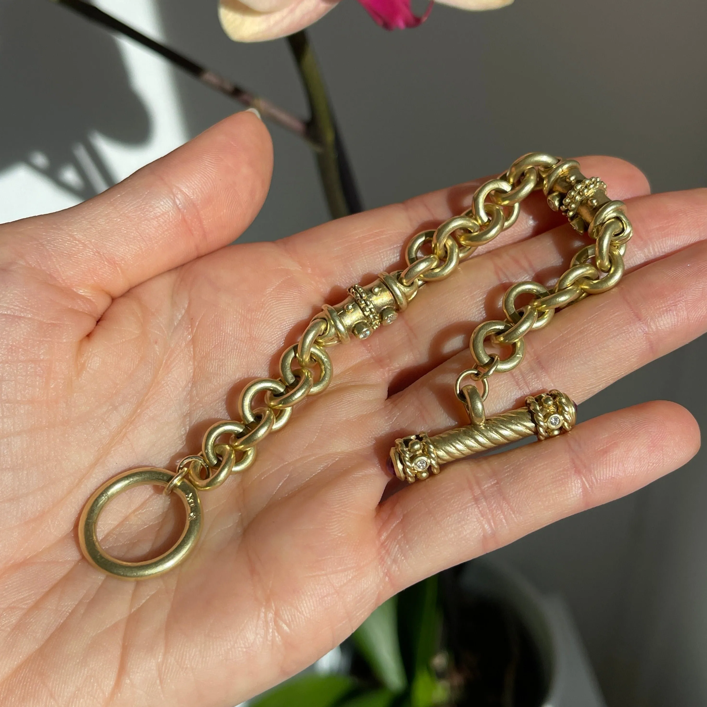 Estate 14KT Yellow Gold Byzantine Rolo Diamond   Ruby Toggle Bracelet