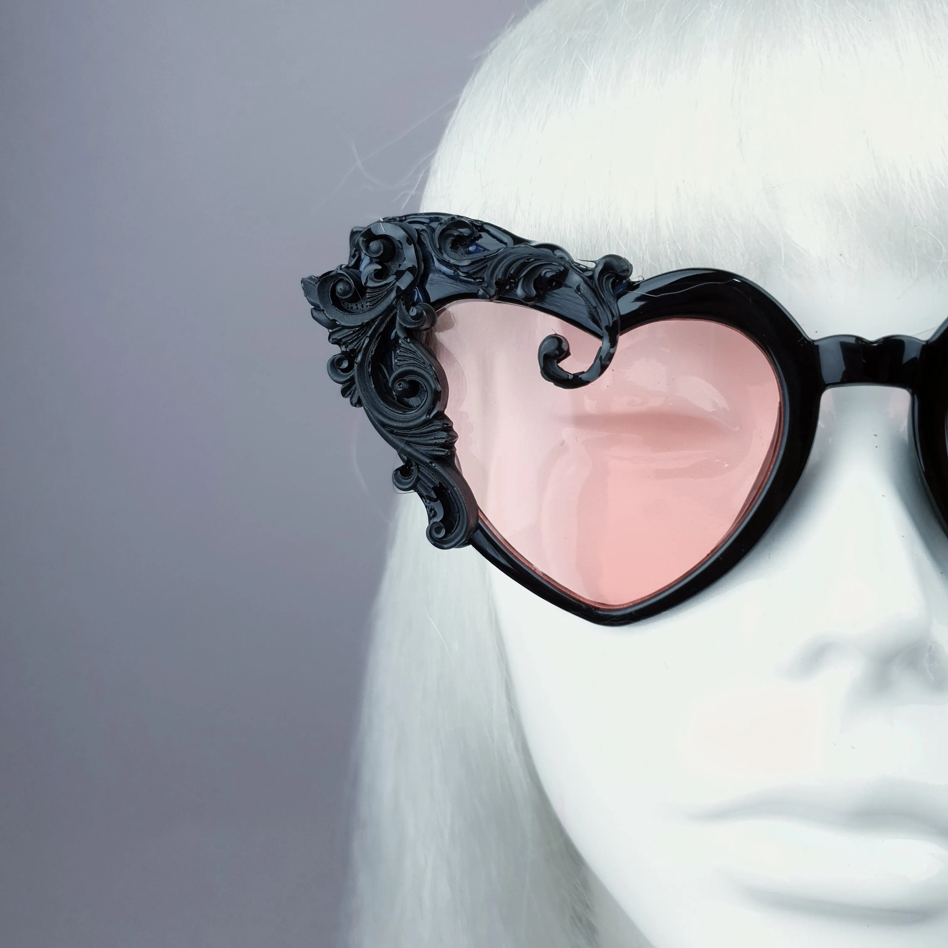 "Desolado" Black Filigree Heart Shaped Pink Lenses Sunglasses