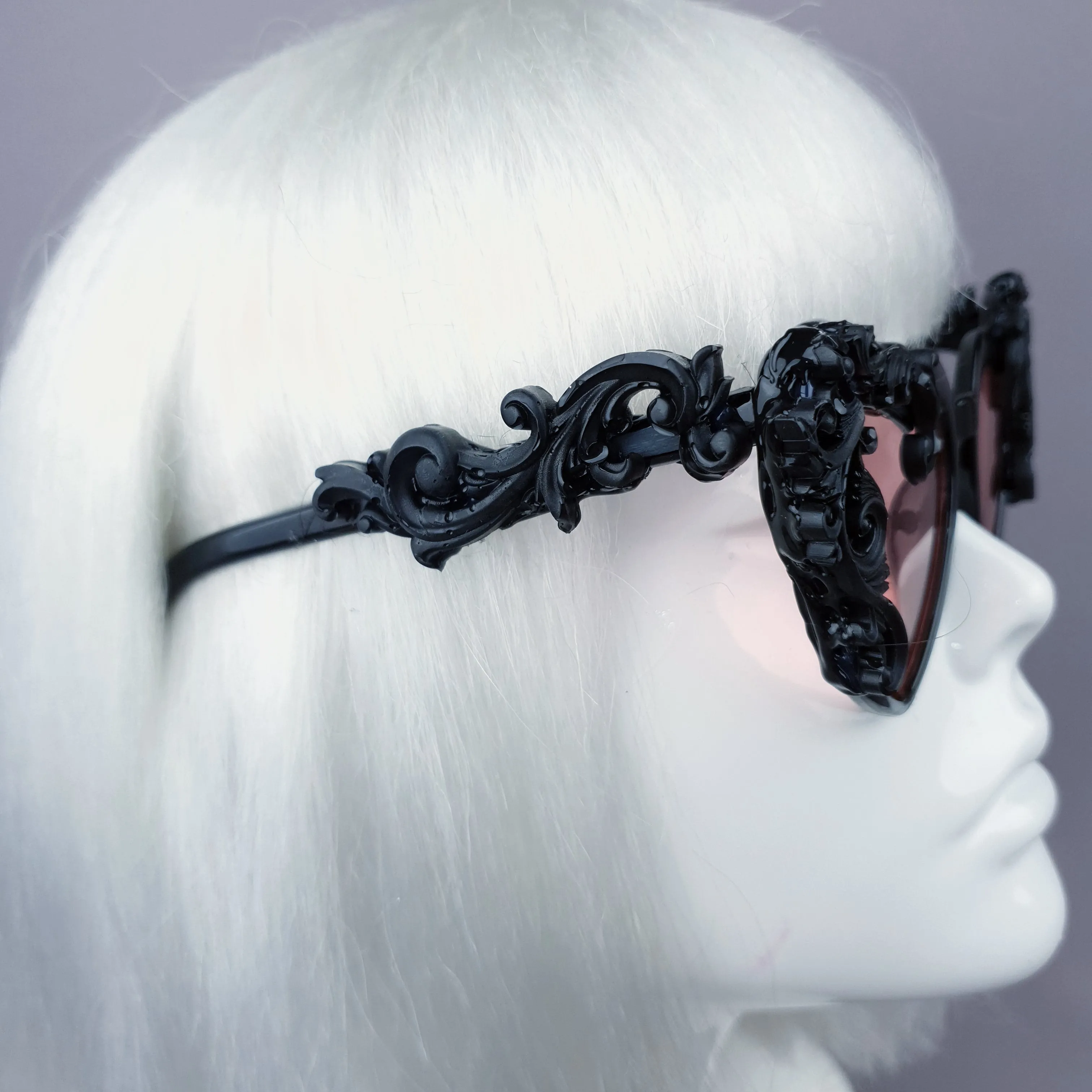 "Desolado" Black Filigree Heart Shaped Pink Lenses Sunglasses