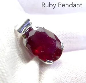 Ruby Pendant, Faceted Oval, 925 Sterling Silver, g1