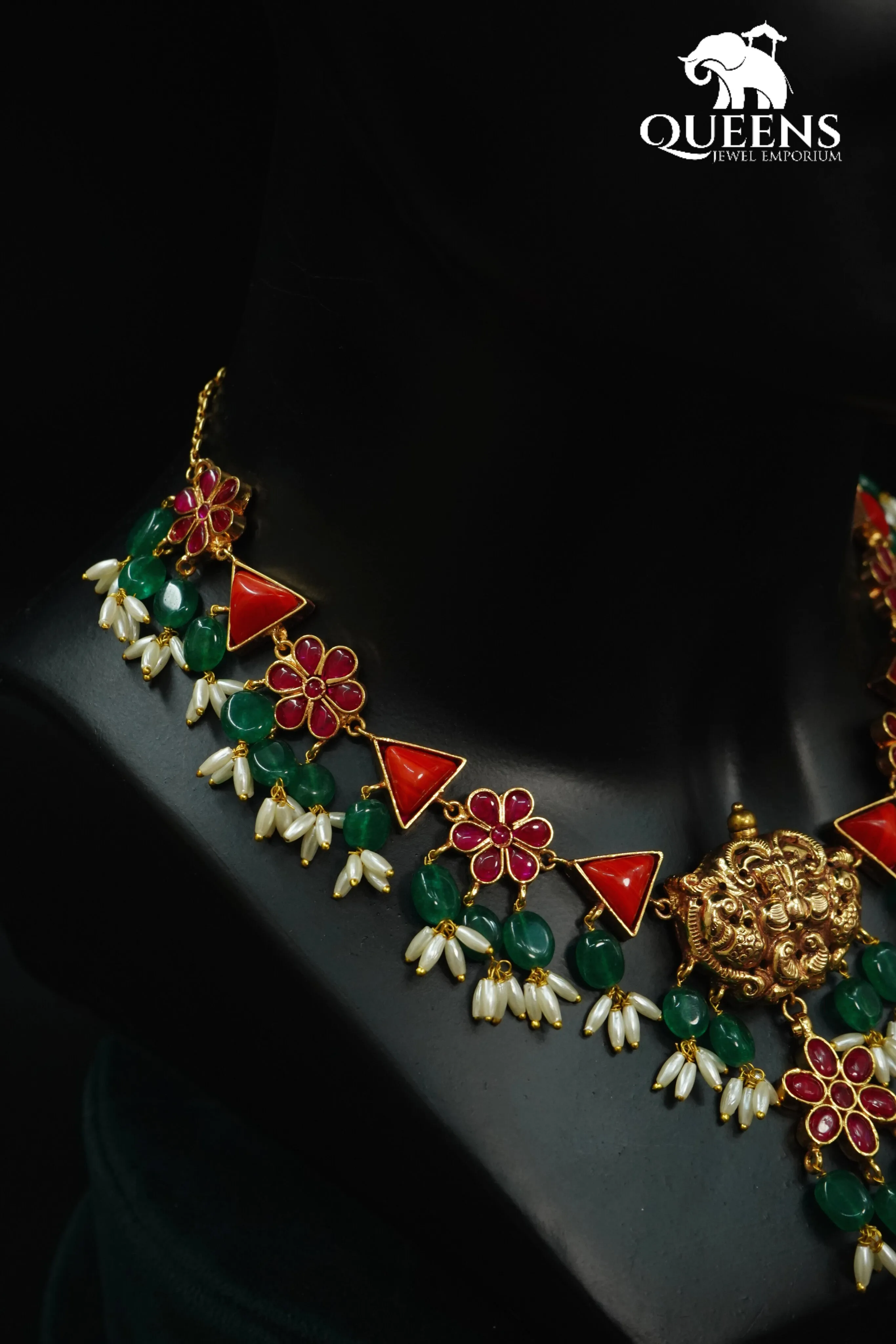 VAISHALI CORAL NECKLACE