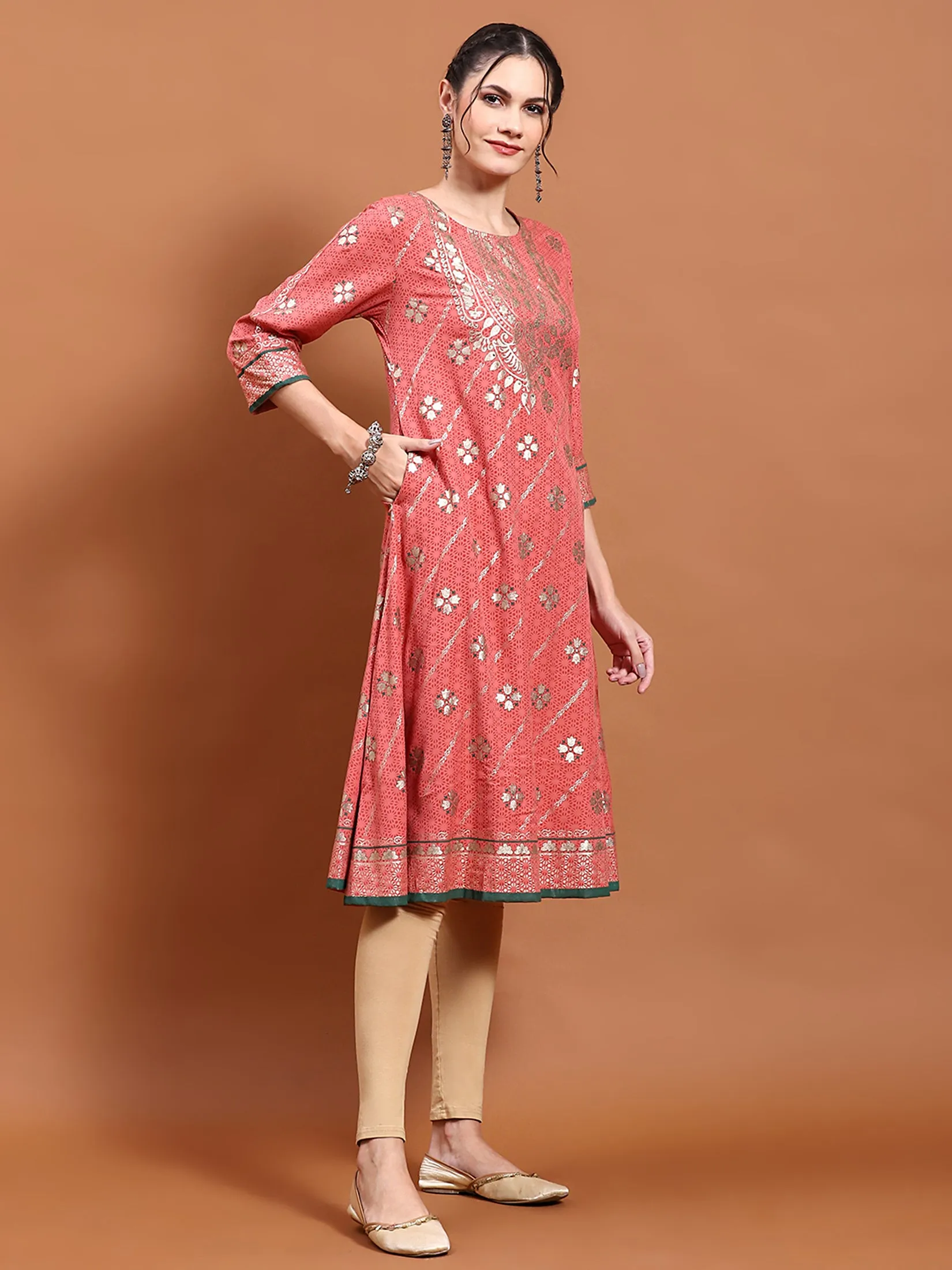 Women Coral Floral Print Kurta