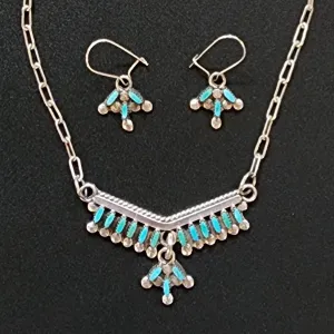 Zuni Needlepoint Set